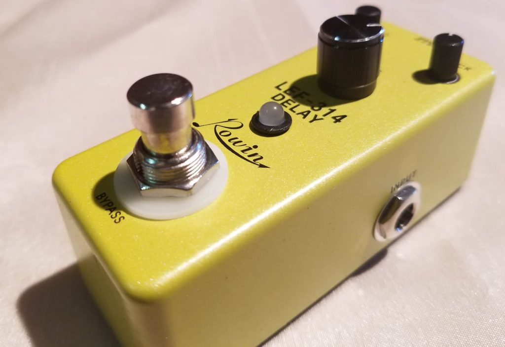 Rowin Delay Guitar Effect Pedal - Might Be Famous